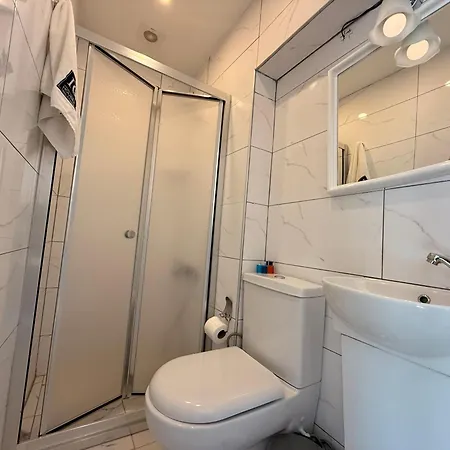 Aparthotel Iq