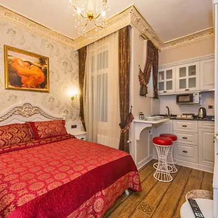 Iq Istanbul