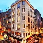 Aparthotel Iq 4*