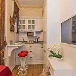 Aparthotel Iq 4*