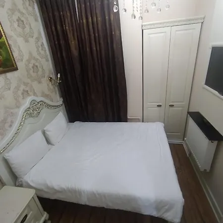 Iq Aparthotel 4*