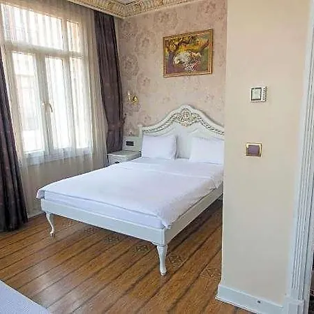 Iq Apartmanhotel