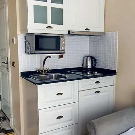 Iq Apartmanhotel