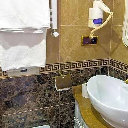 Iq 4* Isztambul