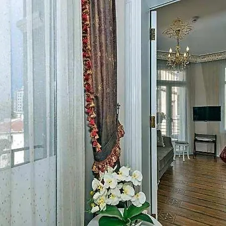 Iq Istanbul
